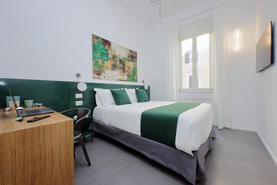 Bed, TV and multimedia, Photo of the whole room, Bedroom, hair dresser