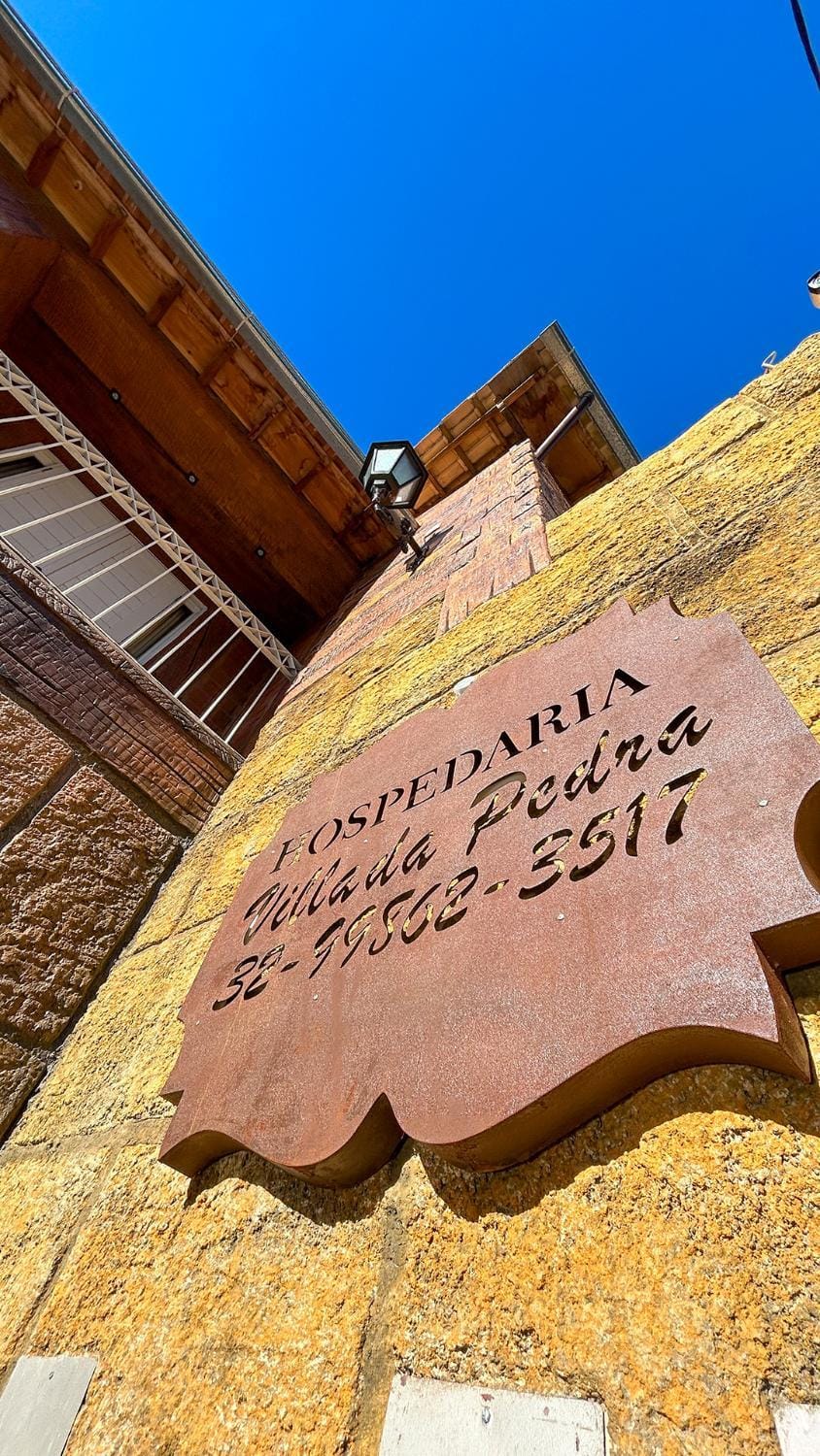 Apartamentos a 200m do centro - Hospedaria Villa da Pedra Apartment in Tiradentes