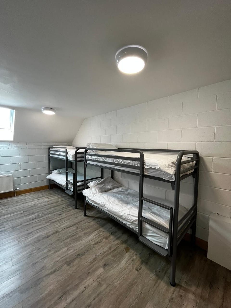 Bed, bunk bed