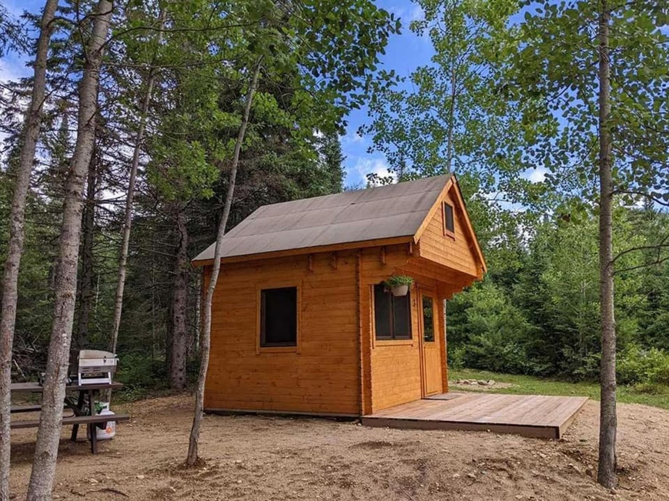 Fox Den #3 Campground/ 
RV Resort in Hastings Highlands