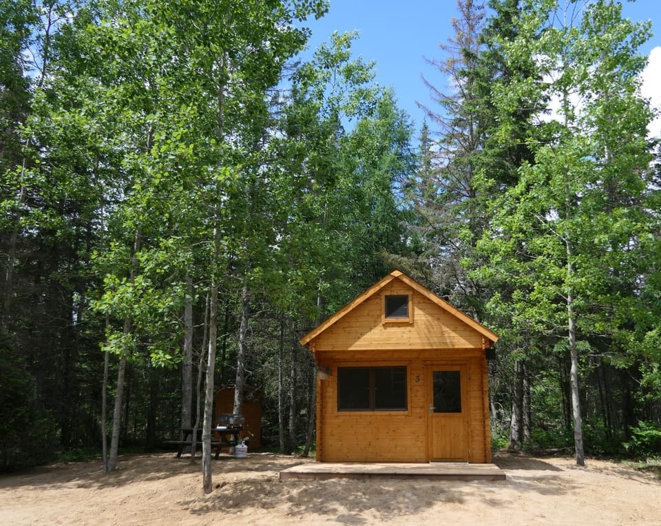Natural landscape, Fishing, Horse-riding, Beach, Canoeing, Hiking