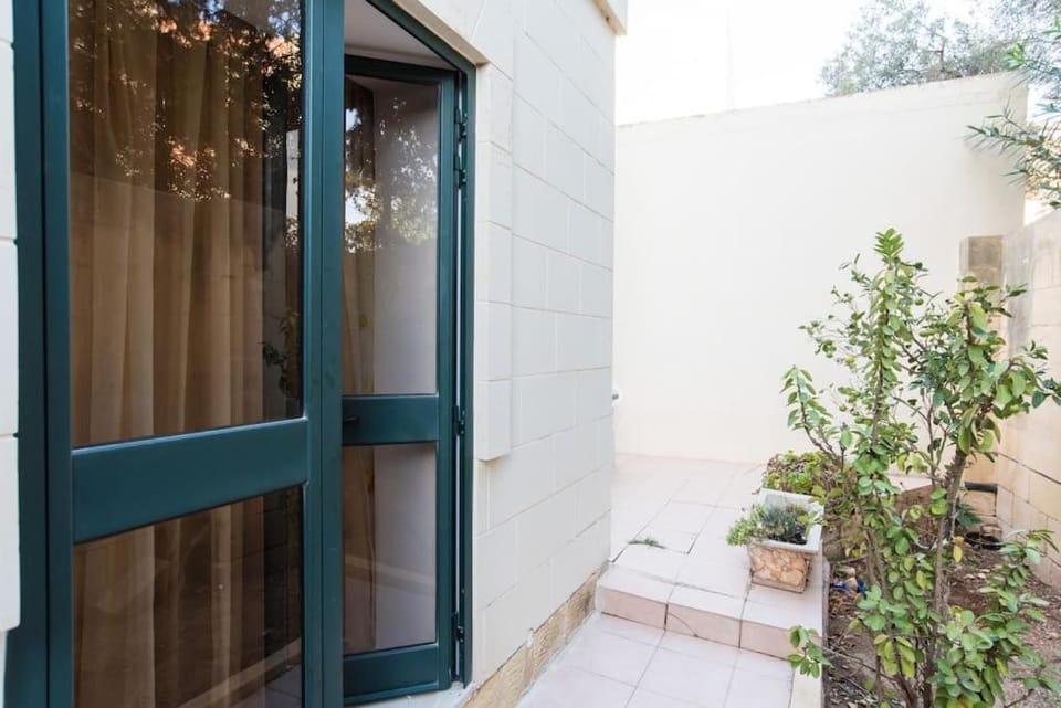 Property building, Patio