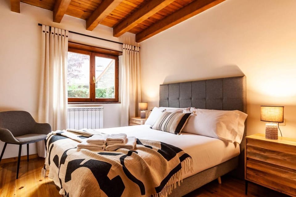 Espacioso Apartamento con Jardín en Salardú Apartment in Catalonia