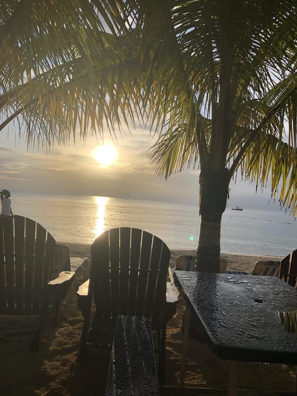 Seacret Studios - Cozy Jamaican Retreat Apartment in Negril