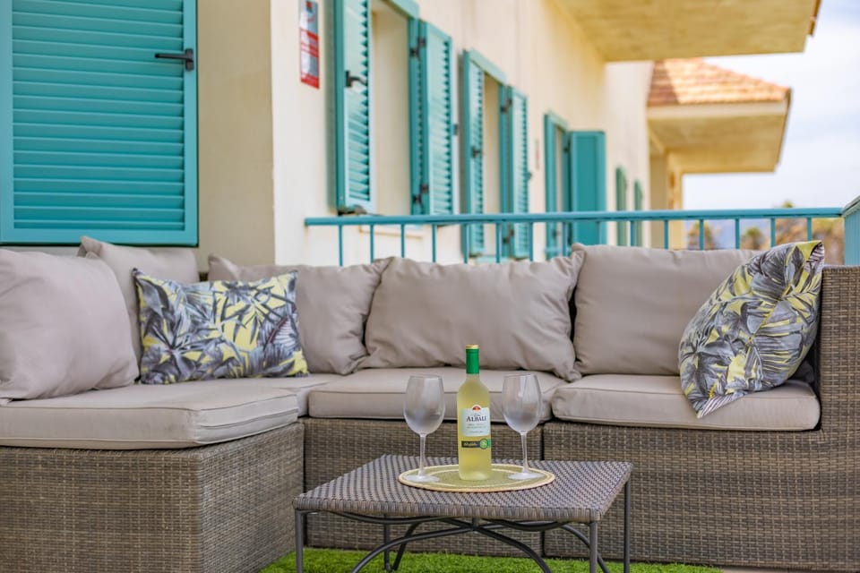 Quiet and elegant with terrace and pool Apartment in Tarifa