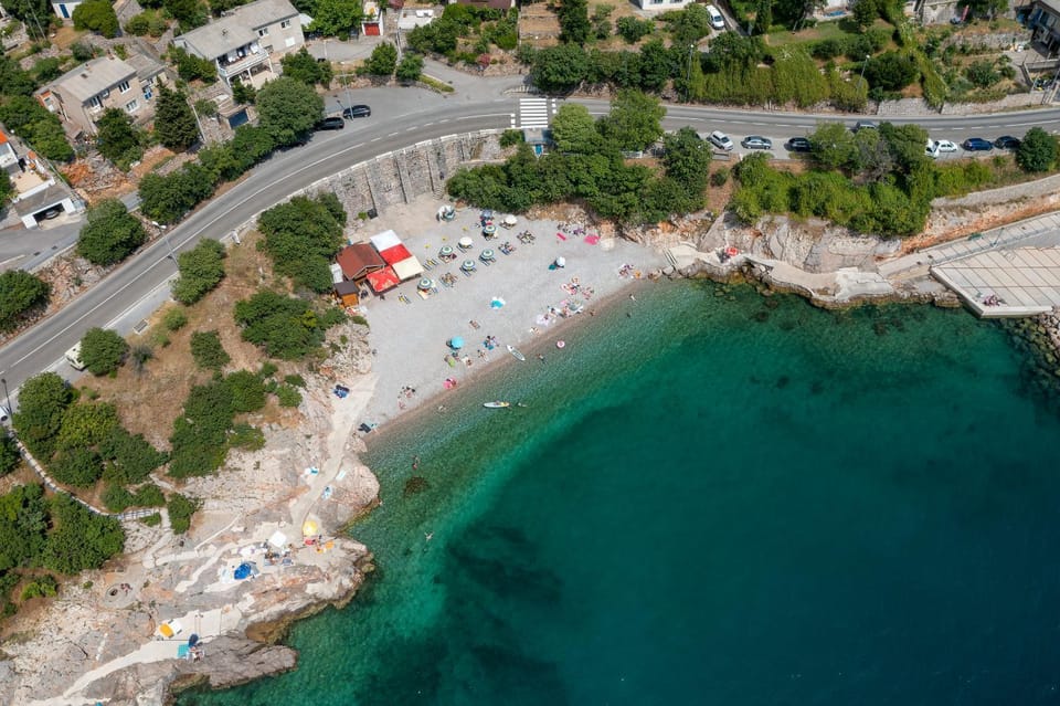 Nearby landmark, Beach