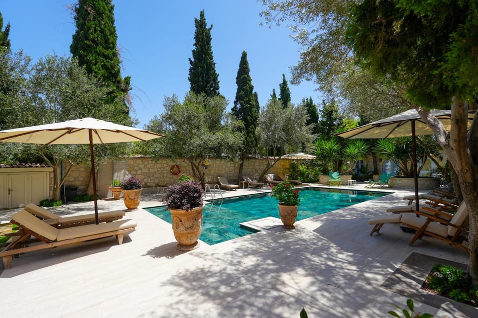 Garden, Garden, Garden view, Pool view, Swimming pool, sunbed