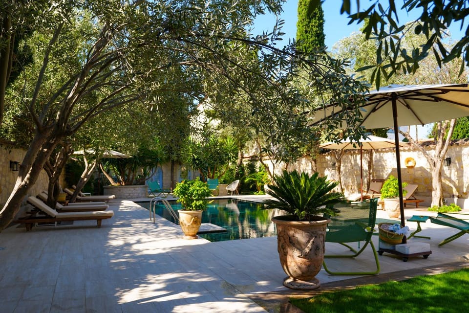 Garden, Swimming pool