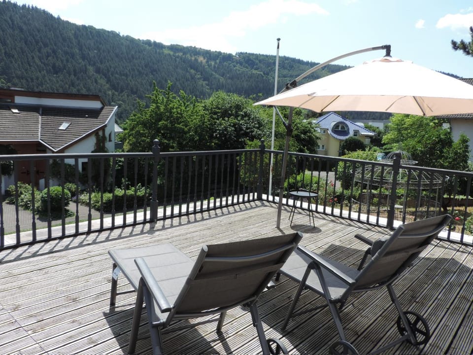 Balcony/Terrace, Mountain view, sunbed