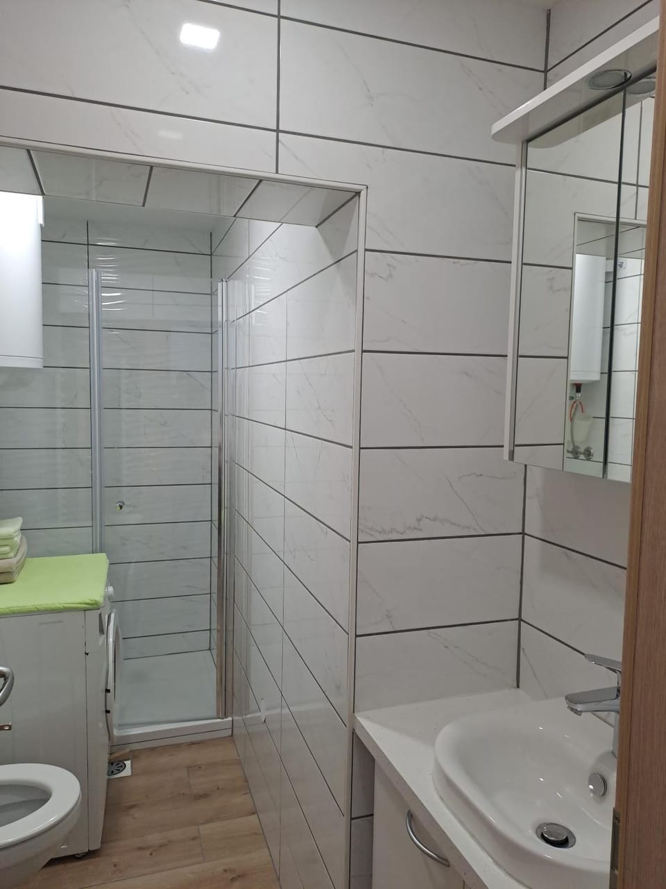 Shower, Toilet, Bathroom