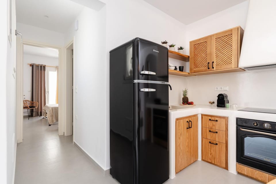 Kitchen or kitchenette, pet friendly, stove