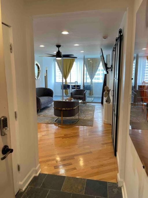 Bebe home’s Penthouse! Home away from home Apartment in Atlanta