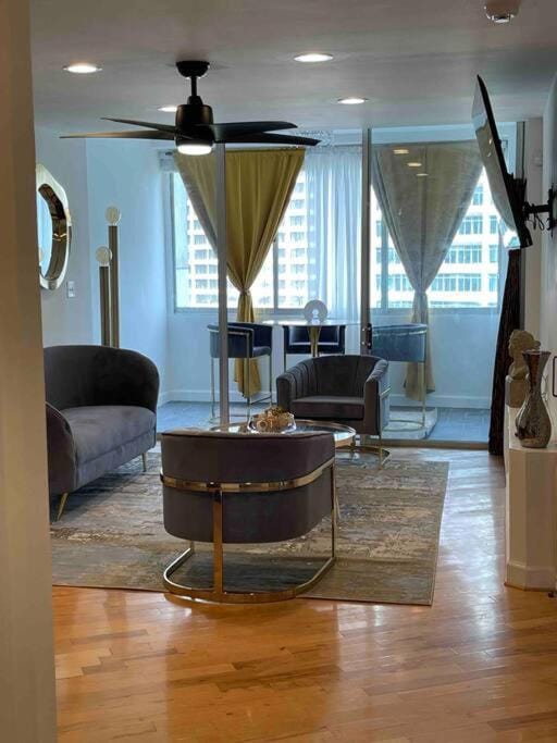Bebe home’s Penthouse! Home away from home Apartment in Atlanta