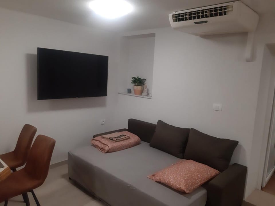 apartma TROPIC1 Apartment in Slovenia