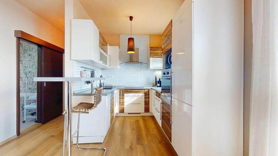 Koloseo apartment with parking Apartment in Bratislava