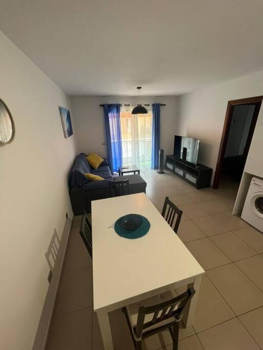 TV and multimedia, Living room, Dining area