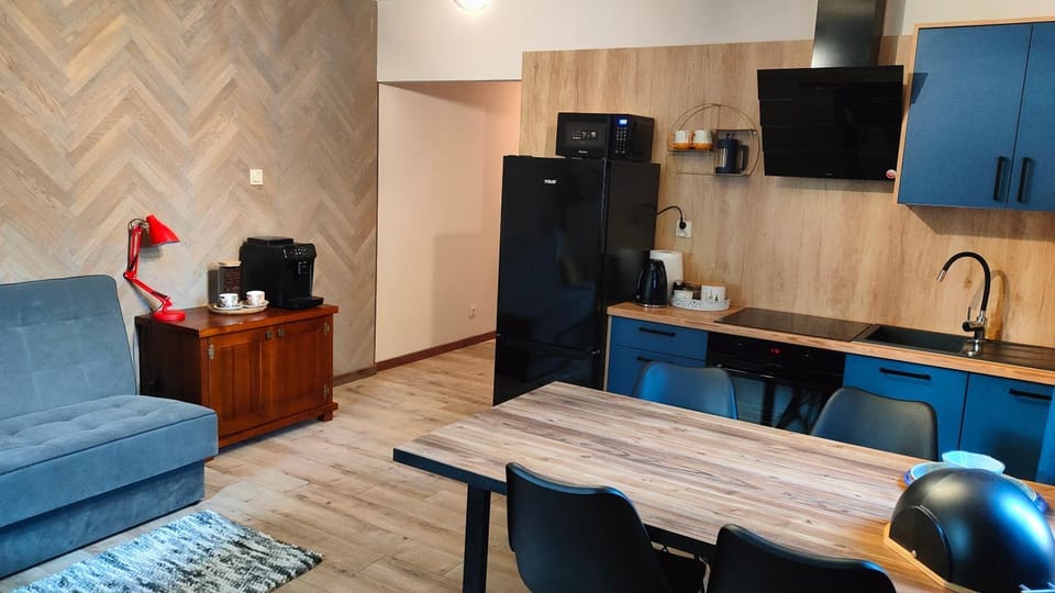 Kitchen or kitchenette, Living room, Dining area