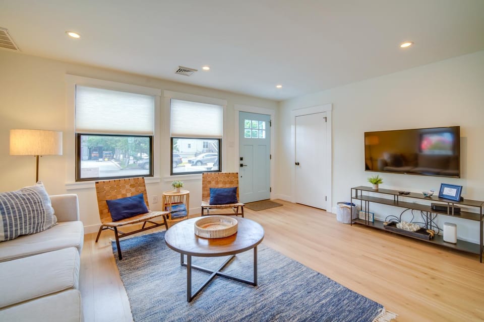 Beautiful Cape May Cottage Walk to Beach and Mall! House in West Cape May