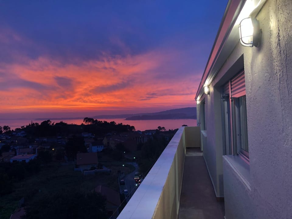 Natural landscape, View (from property/room), Balcony/Terrace, Sea view, Sunrise, Sunset