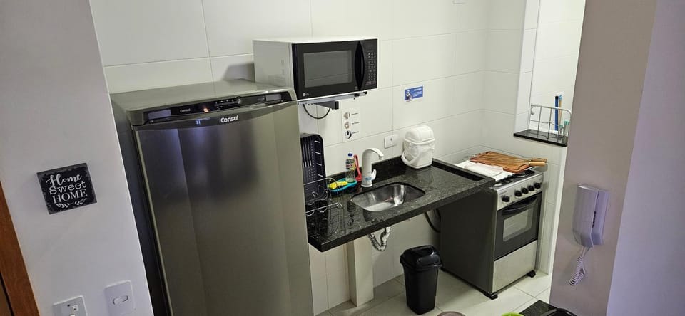 Kitchen or kitchenette, minibar, pet friendly, stove