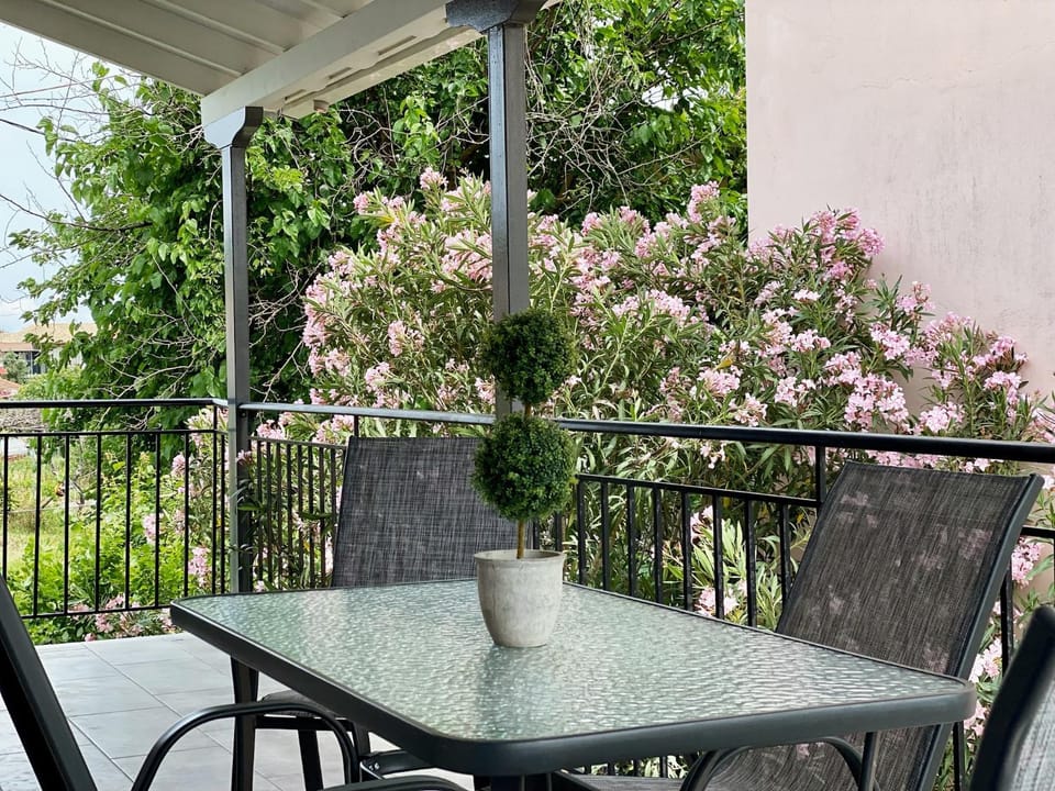 Balcony/Terrace, Balcony/Terrace