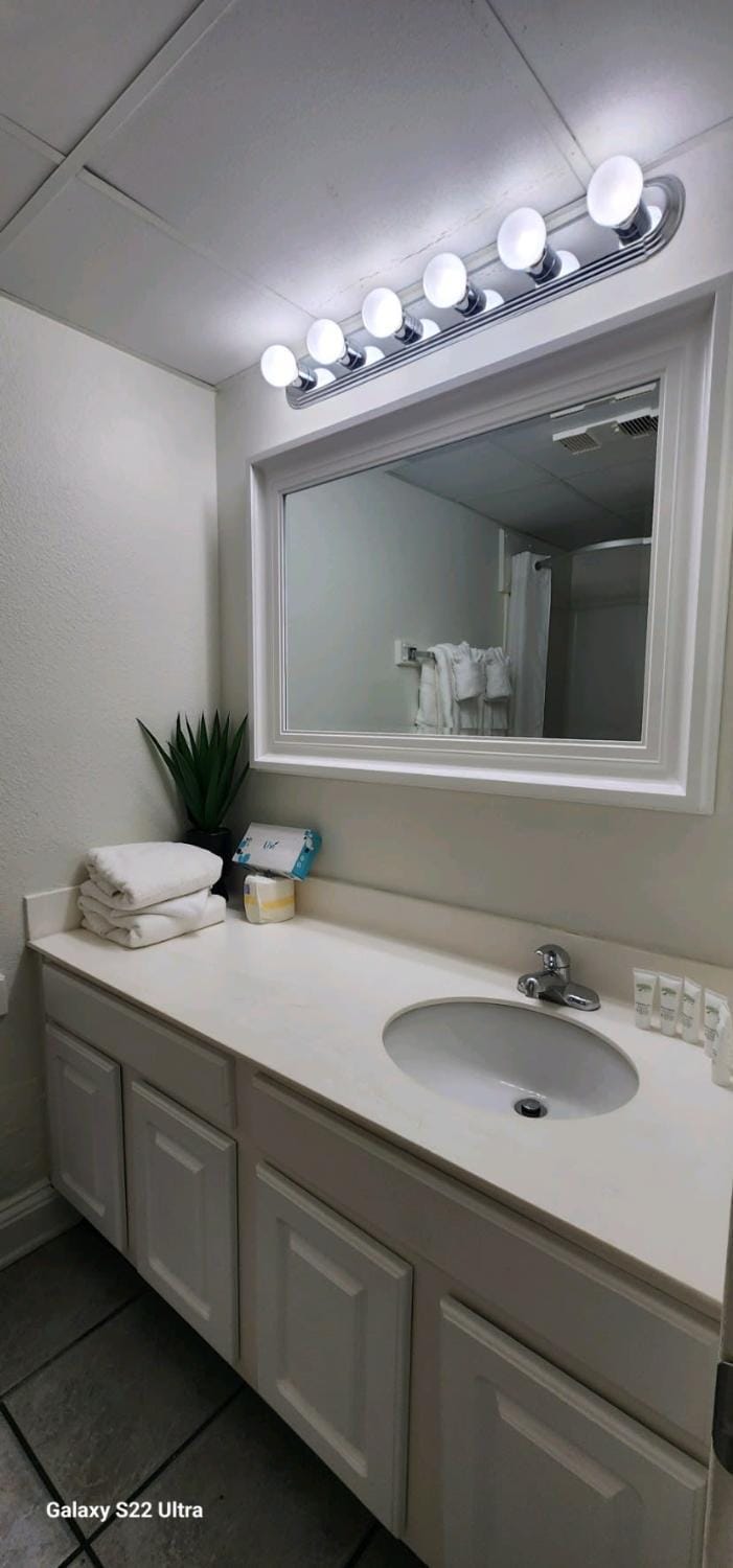 Oceanview Efficiency DW412 Apartment in Myrtle Beach