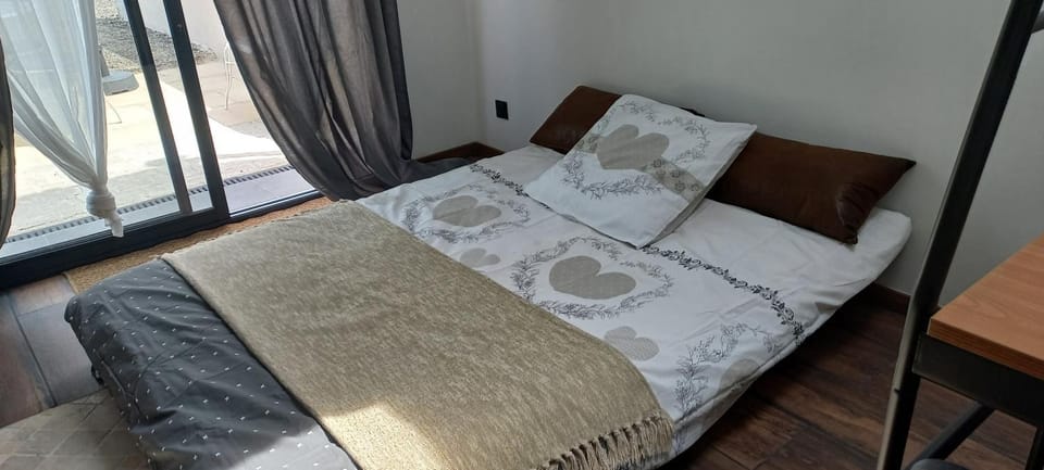 au p'tit logis montlouisien Apartment in Centre-Val de Loire