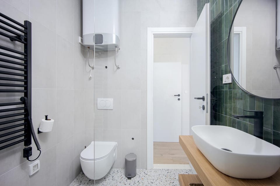 Toilet, Bathroom