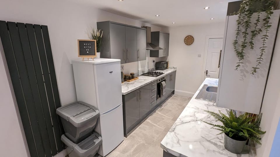 Kitchen or kitchenette, dishwasher, minibar, oven, pet friendly, stove, washing machine, dryer