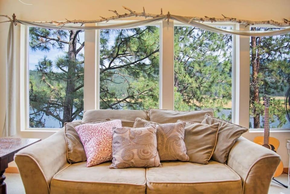 Day, Natural landscape, View (from property/room), Living room, Seating area, furniture