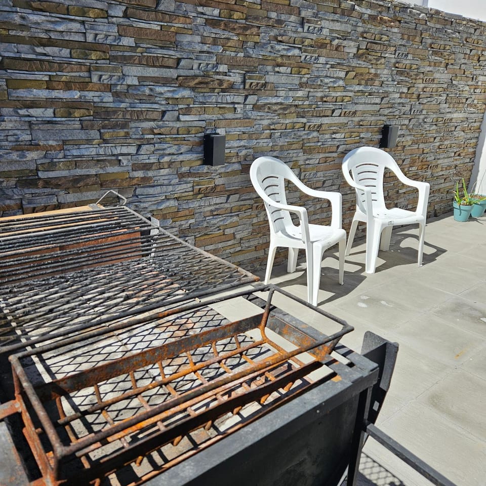 Day, BBQ facilities, Balcony/Terrace