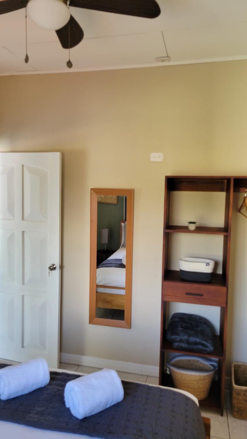 Henko House Apartment in Quepos