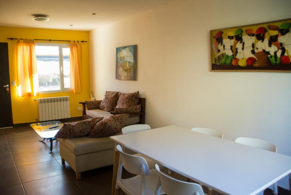 TV and multimedia, Living room, Dining area, Garden view, heating