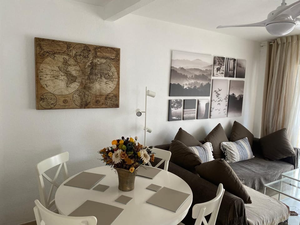 Living room, air conditioner