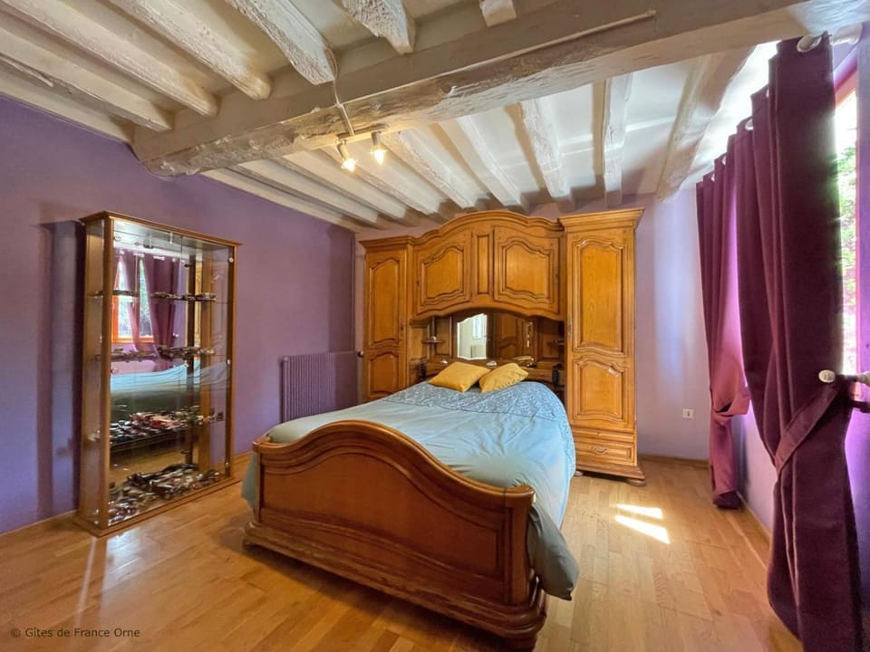 Grande maison de campagne - 10 pers. - FR-1-497-182 Apartment in Normandy