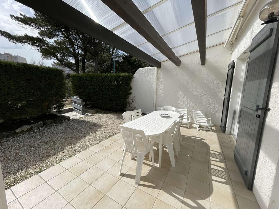 Maison 3 pièces avec mezzanine, proche plage et forêt, 6 couchages, parking, terrasse aménagée - FR-1-224C-240 House in Saint-Jean-de-Monts