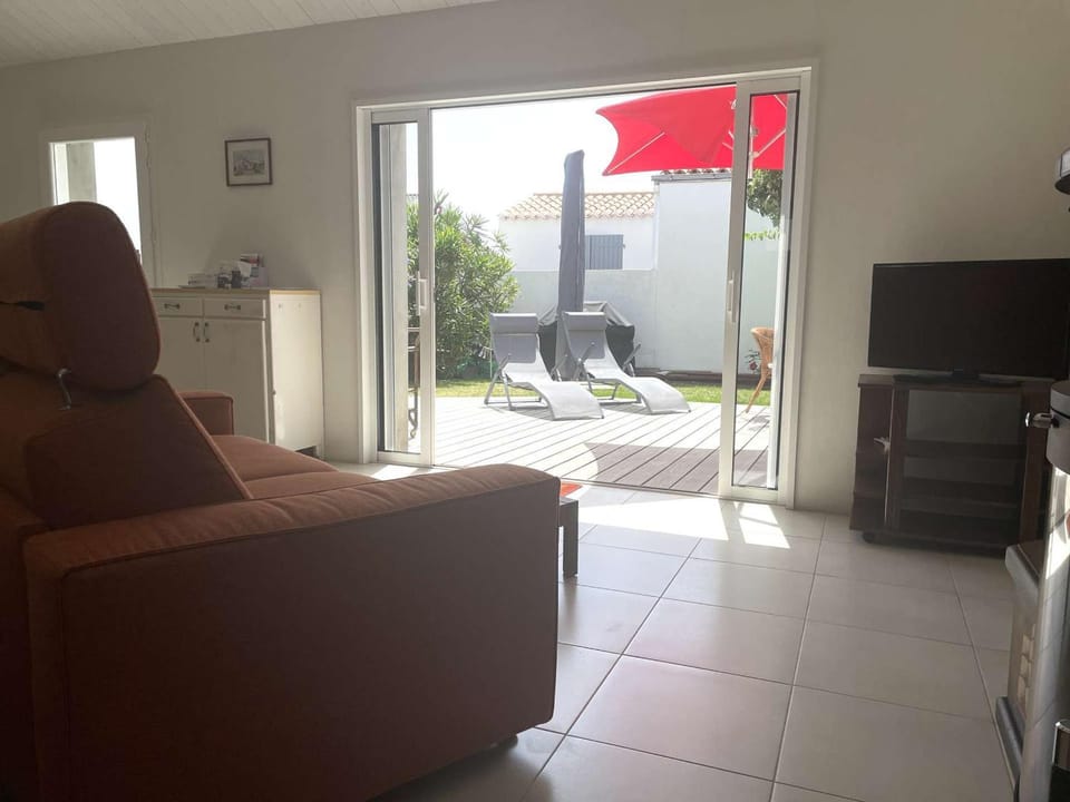 Charmante maison rénovée, proche plage, jardin, terrasse, 3 chambres - FR-1-224B-193 House in Pays de la Loire