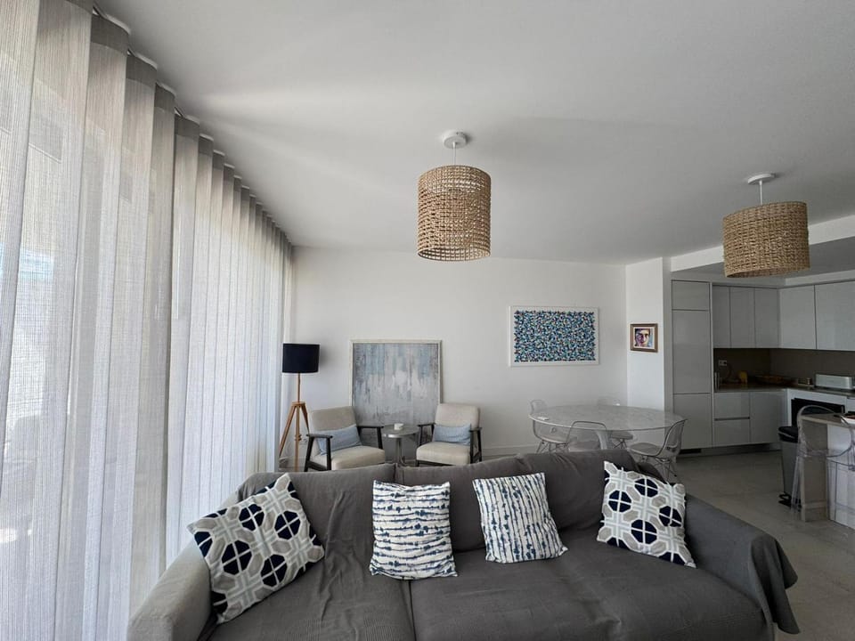 Oasis Mar Deluxe Apartment in Portimao