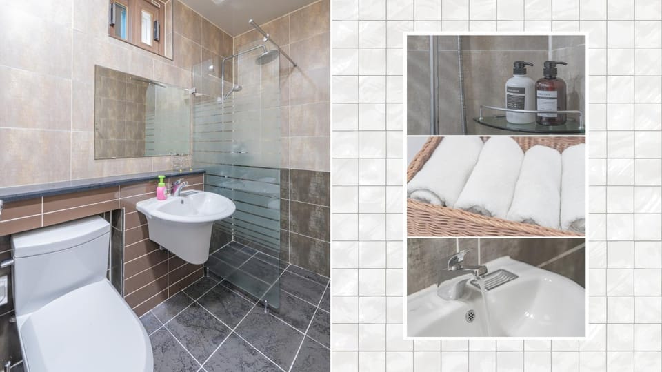 Toilet, Property building, Bathroom, Sea view, Swimming pool, towels