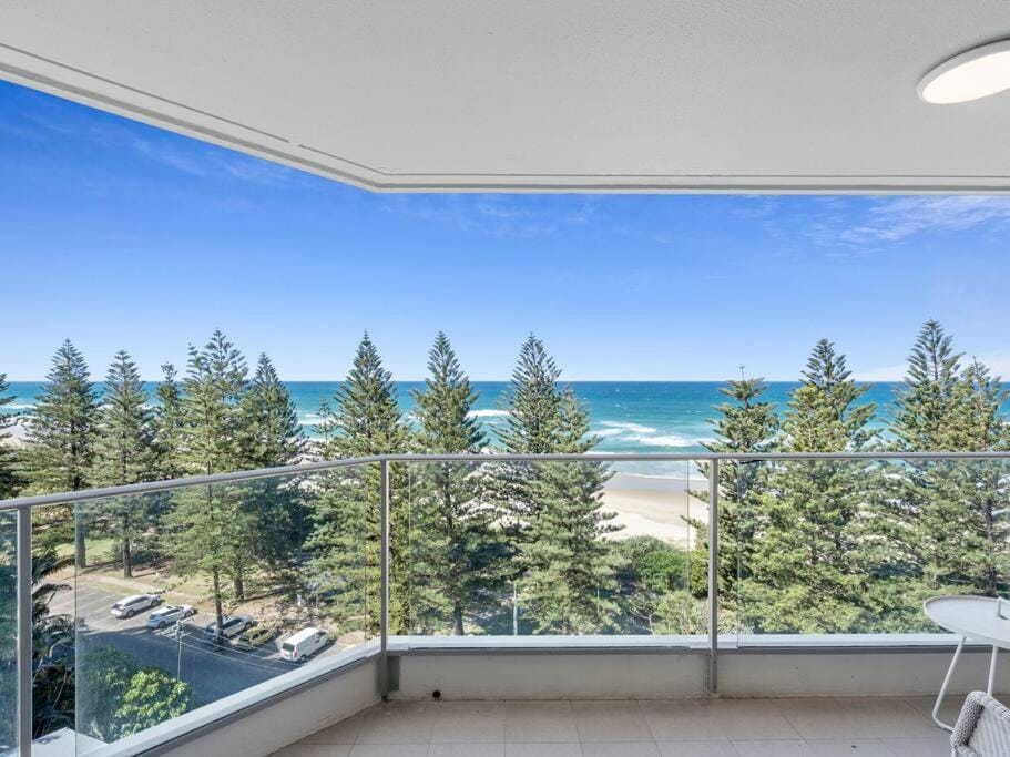 Solnamara Seaside Escape - Hosted by Burleigh Letting Apartment in Burleigh Heads