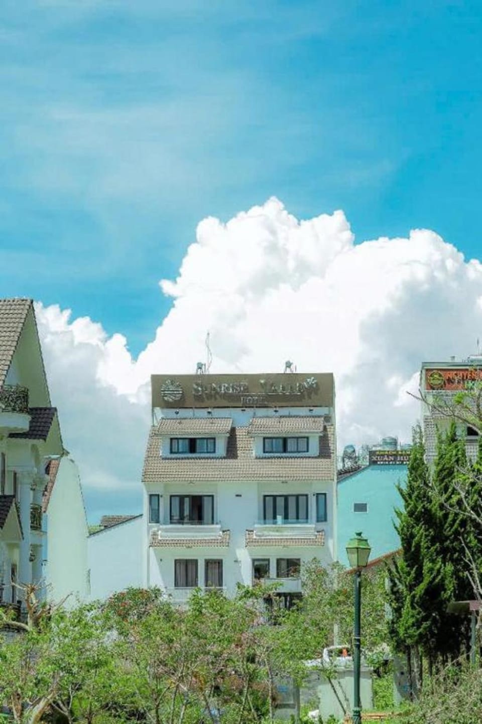 Property building, Day, Natural landscape