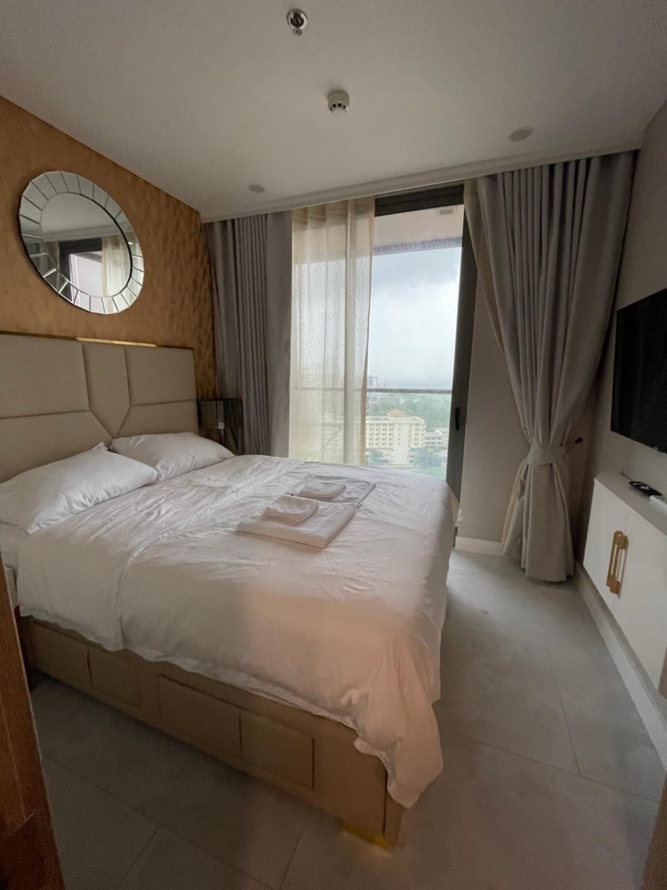 Copacabana Pattaya high floor Apartment in Pattaya City