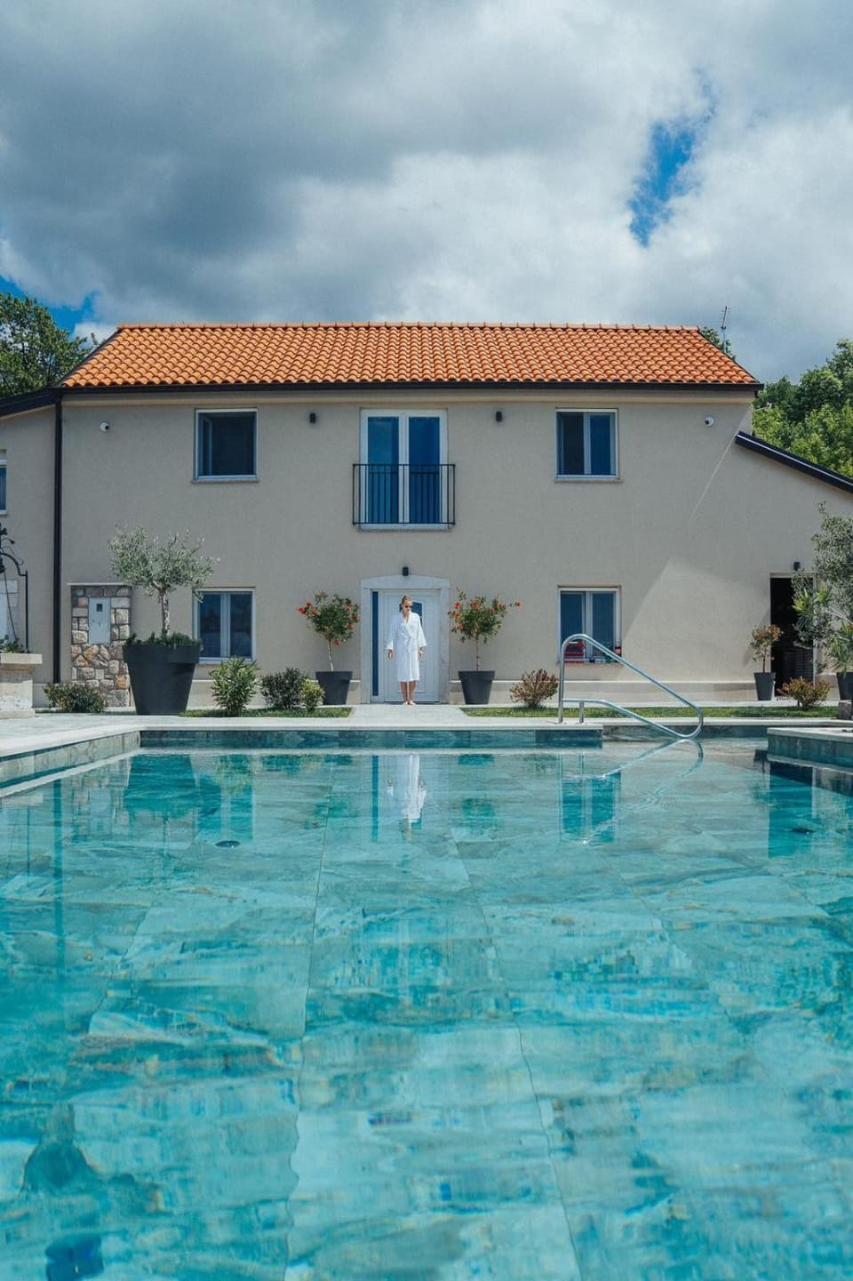 Property building, Pool view, Swimming pool