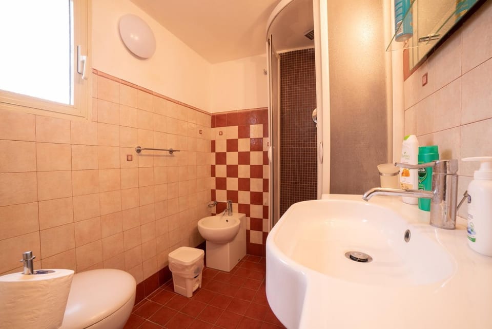 Shower, Toilet, Bathroom, Bath, bidet