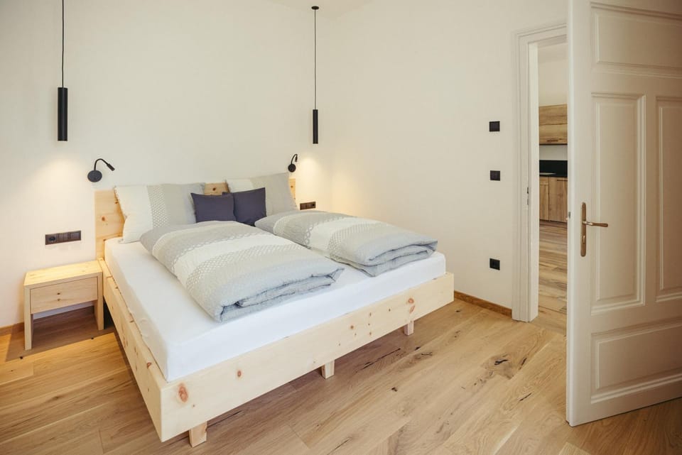 Living room, Bedroom