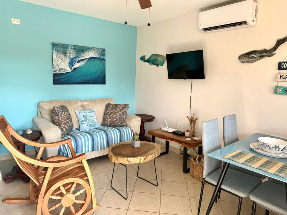 High Tide 2 bed1 bath condo Terrace House in Coco