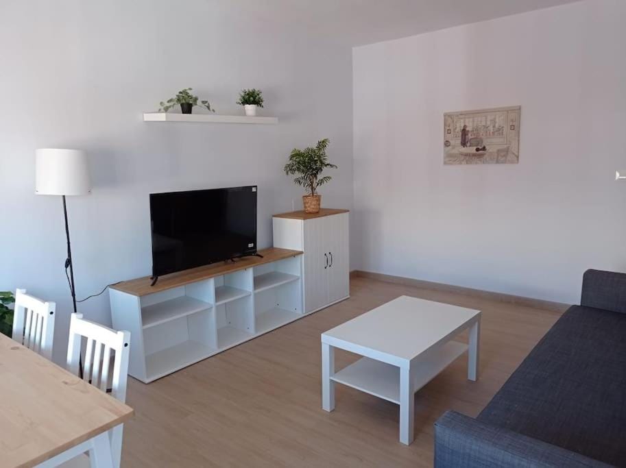 Gran Apartamento zona Estación Apartment in Cartagena