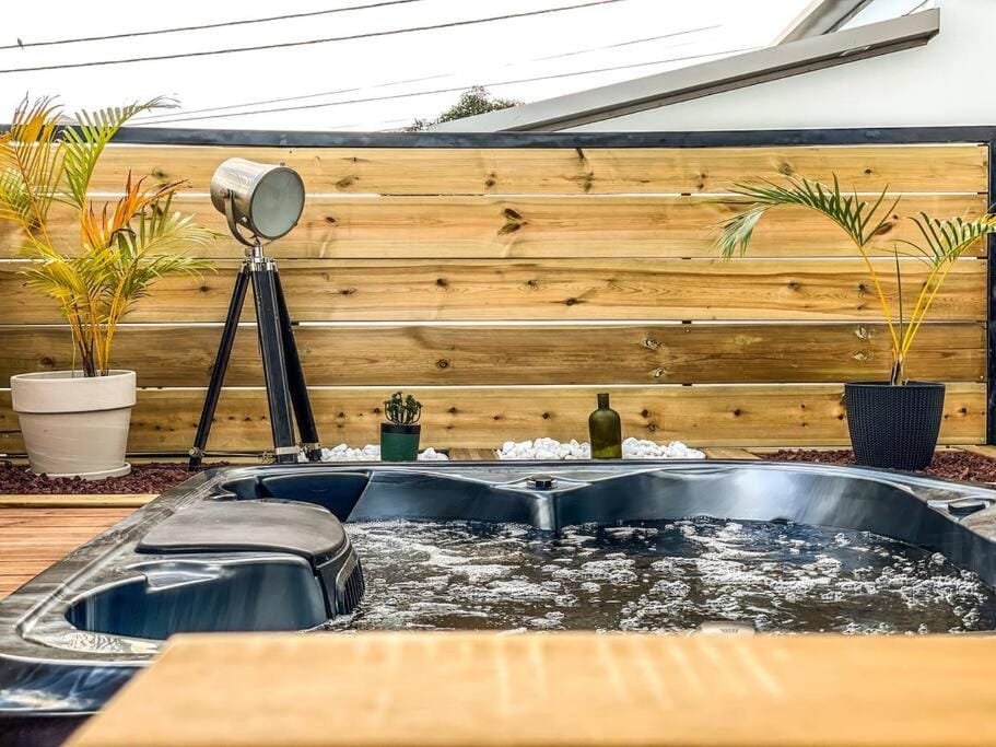 Natural landscape, Hot Tub