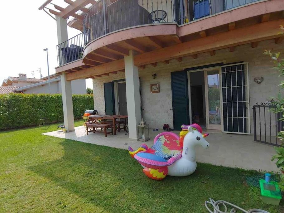 Timetofreedom Apartment with private garden & Pool Apartment in Peschiera del Garda