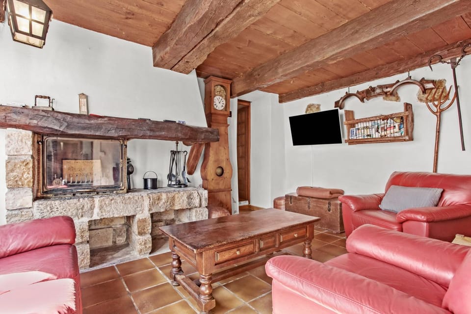 Property building, Living room